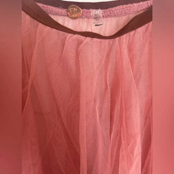 Y2K FP ONE Free People Net Godet Half Slip Midi SKIRTM/LPink Sheer Tulle Ruffled - Picture 6 of 16